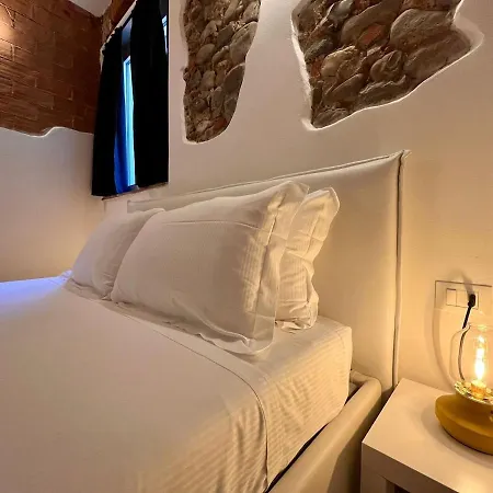 Tuscan Charm In San Frediano Lejlighed